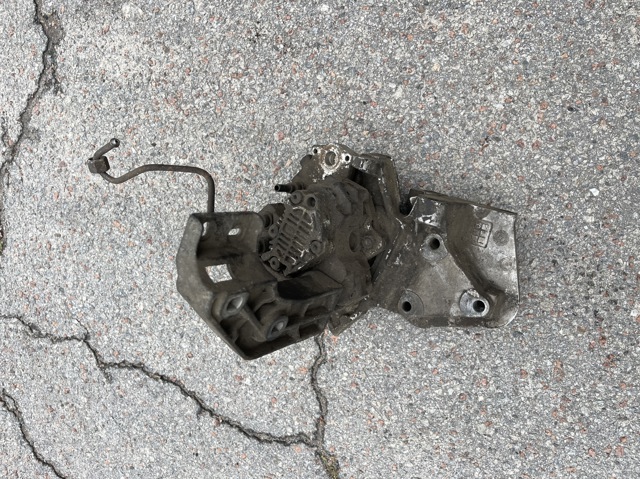 8200561269 RENAULT Клапан EGR рециркуляции газов купить в Тернополь