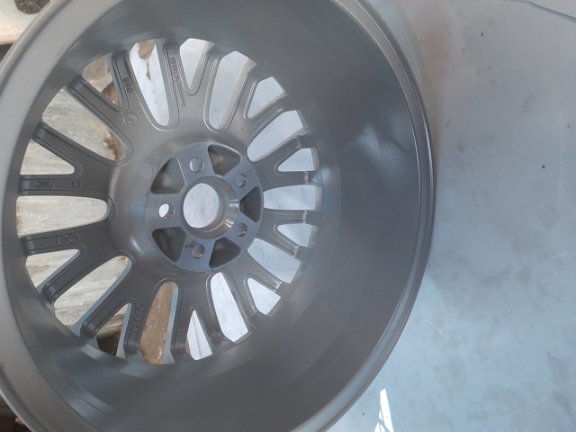 VAG 1U0601025L7ZS Диски колесные литые (легкосплавные, титановые) в наличии Полтава