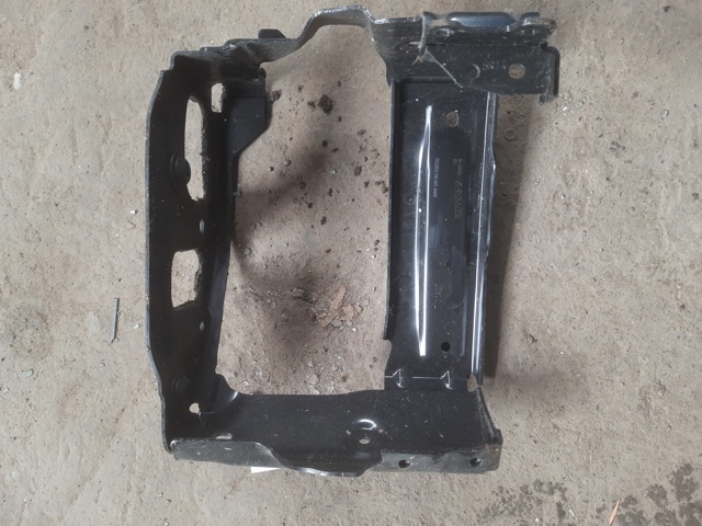 51117357184 BMW Суппорт радиатора правый (монтажная панель крепления фар) купить в Харьков