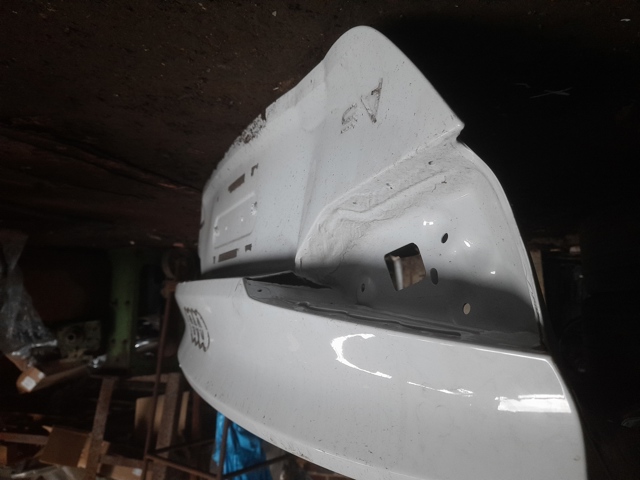 VAG 8W8827025E Ляда в наличии Тернополь