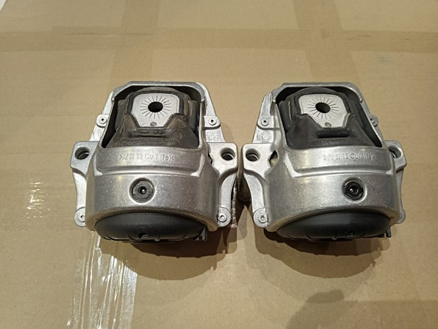 Подушка мотора правая Audi A4 B8