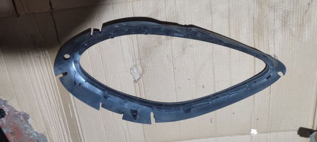 95B941323K PORSCHE Уплотнитель фары левой купить в Ужгород