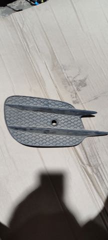 A2138856700 MERCEDES Заглушка (решетка) противотуманных фар бампера переднего левая купить в Одесса