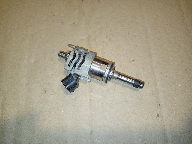 23250F0010 TOYOTA Топливные форсунки купить в Черкассы