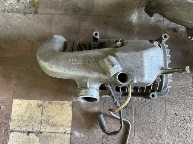 Компрессор автомобильный 1110900380 MERCEDES