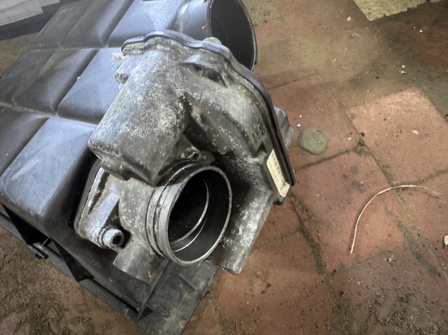 A1111410325 MERCEDES Дроссельная заслонка в сборе купить в Одесса