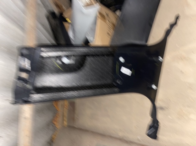 TESLA 149462479A Обшивка стойки кузова внутренняя средняя нижняя правая в наличии Тернополь