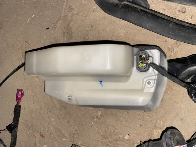 Tesla Model 150067200B Замок двери передней левой в наличии Житомир
