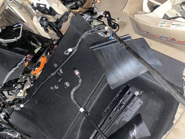 Tesla Model 153011800C в наличии Каменское