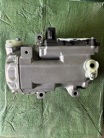 8837030021 TOYOTA Компрессор кондиционера купить в Полтава