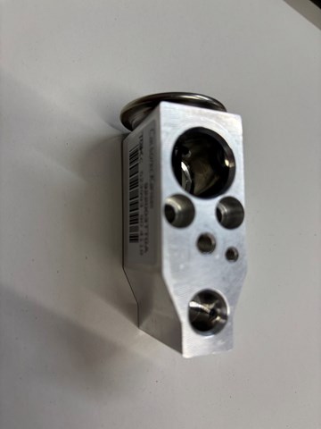 Клапан TRV, кондиционера 922001HF0A NISSAN