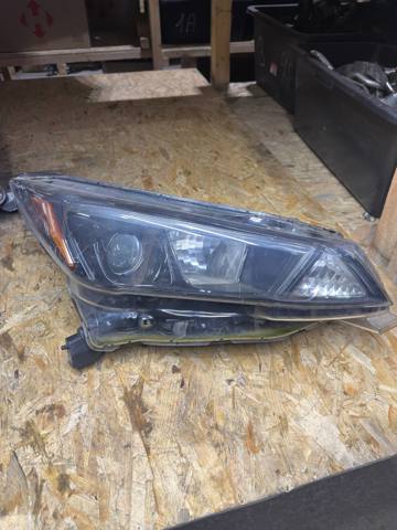Фара комбинированная, передняя 260105SA0A NISSAN