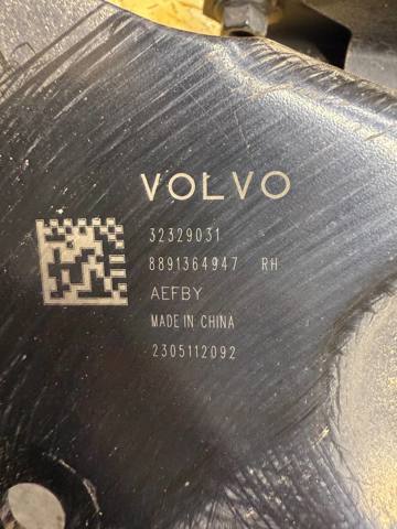 VOLVO 32329031 Рычаг (тяга) задней подвески продольный нижний правый в наличии Черновцы