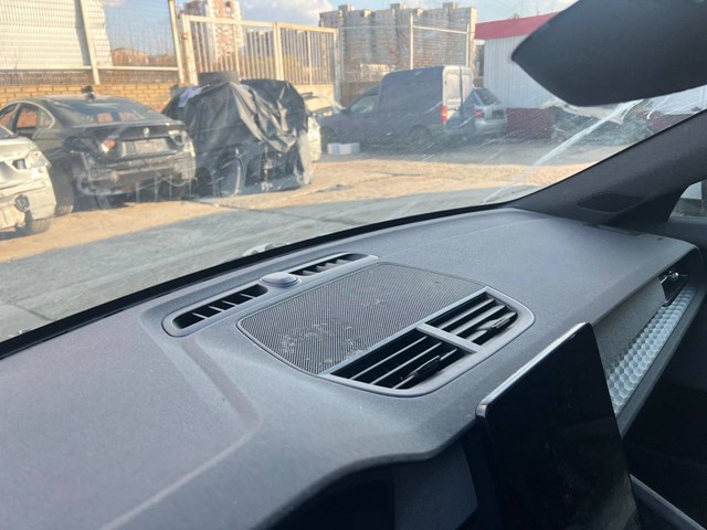 VOLVO 32372223 Панель салона передняя "торпедо" в наличии Павлоград