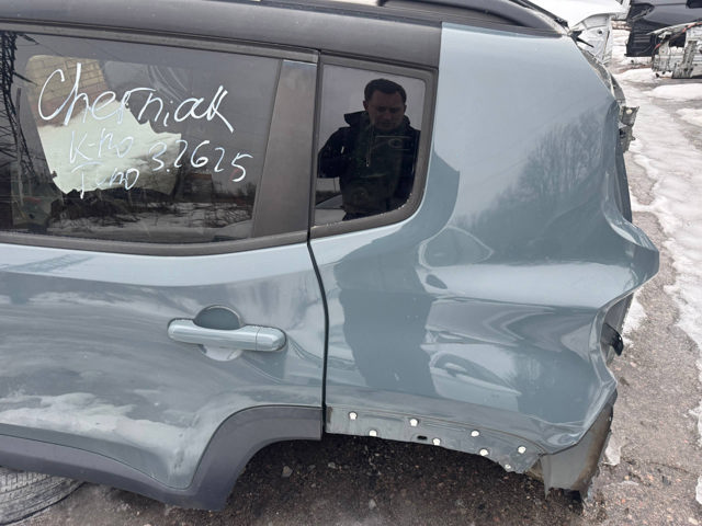 Боковая часть задняя левая 68263327AA CHRYSLER