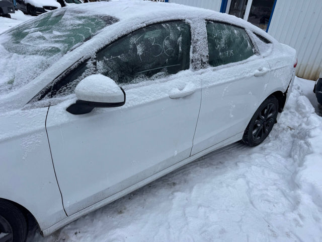 Молдинг задней левой двери DS7Z5425861A FORD