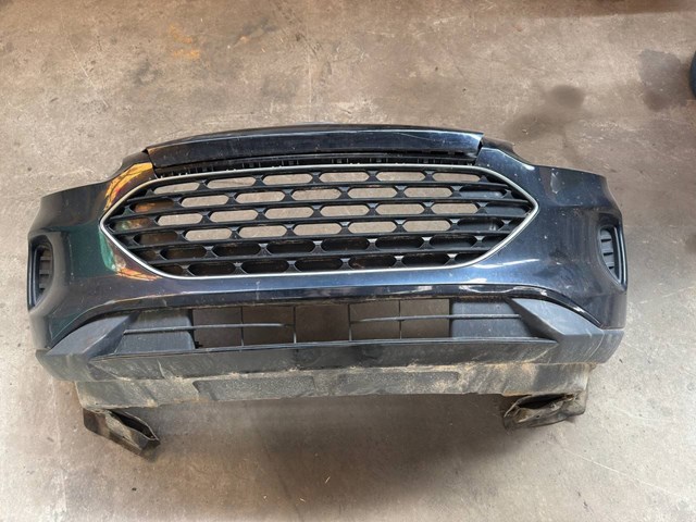 Передний бампер Форд Ескейп III