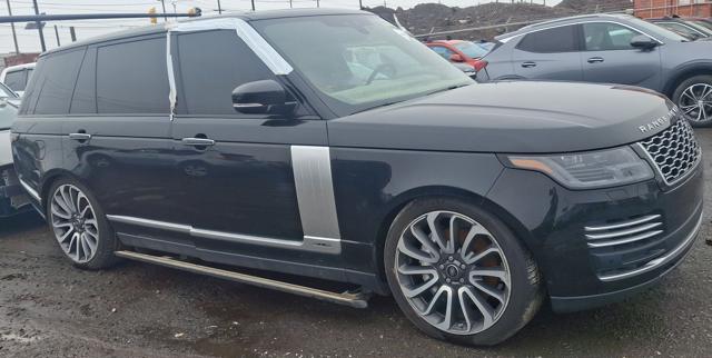 Кронштейн подушки (опоры) двигателя, левой LR033183 LAND ROVER