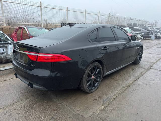 Лючок б/бака T2H2001 JAGUAR