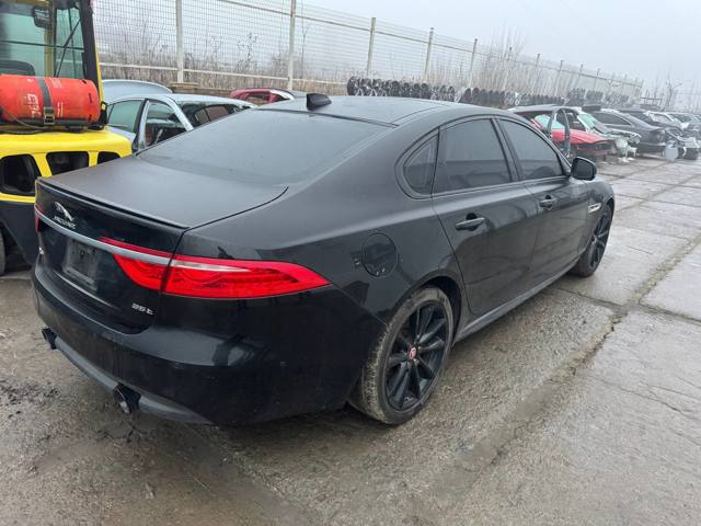 Задний правый внешний фонарь T2H22638 JAGUAR