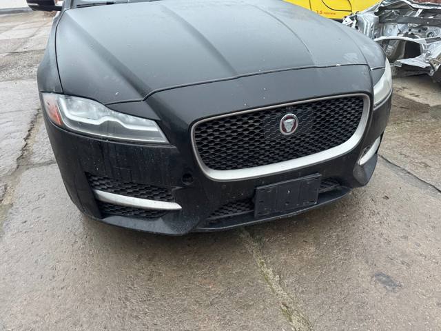 JAGUAR T2H7026LML Накладка бампера переднего правая в наличии Черновцы