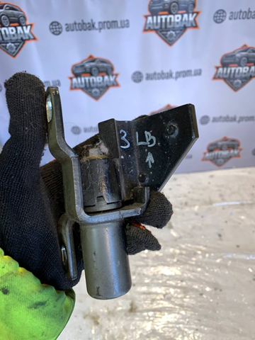 Петля двери задней левой 1529957 FORD