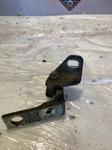 1778351 FORD Петля двери передней левой купить в Каменское