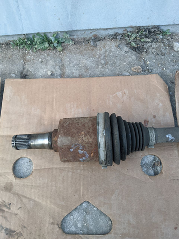 1786064 FORD Полуось (привод) передняя левая купить в Ужгород