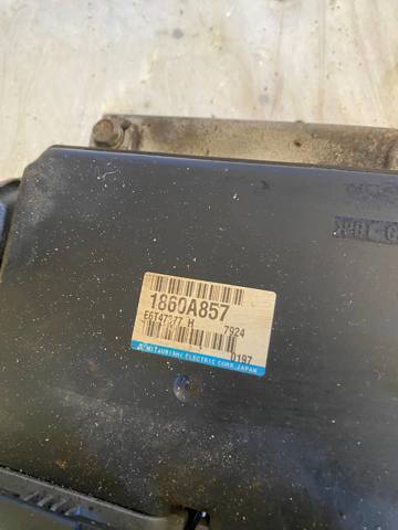 ЭБУ двигателем 1860A857 MITSUBISHI