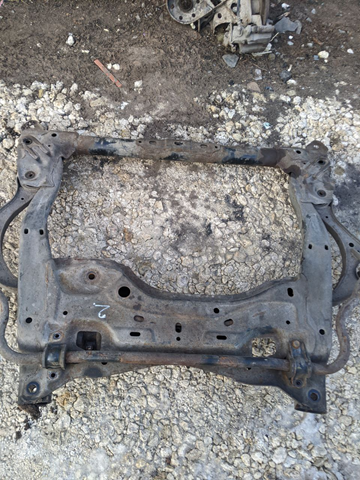 Подрамник передней подвески 50200SNBG82 HONDA