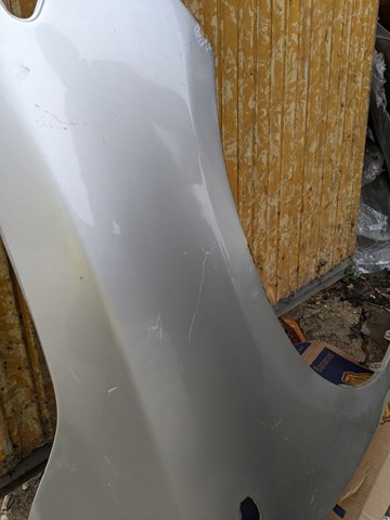 Боковая часть передняя правая 5381112A10 TOYOTA