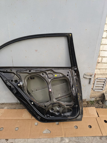 HONDA 67550SNAU00ZZ Дверь задняя левая в наличии Украина