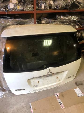 Пятая дверь Mitsubishi Grandis