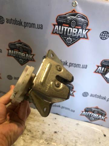 Замок крышки багажника MR959620 MITSUBISHI