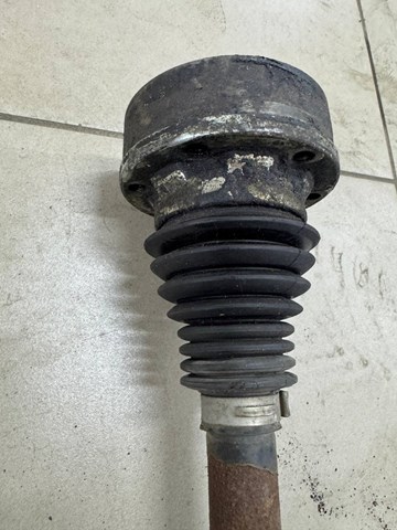 VAG 3C0407271AE Левая полуось в наличии Кривой Рог