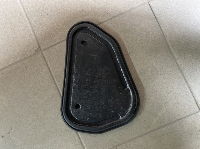 VAG 8V5839915 в наличии Запорожье