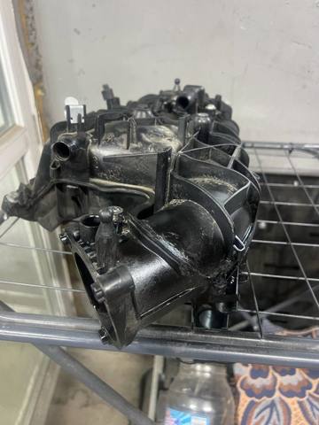 11618647975 BMW Впускной коллектор купить в Ровно