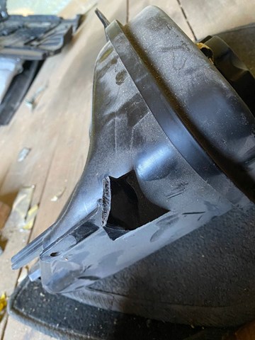 13177647290 BMW Бачок системы охлаждения купить в Запорожье