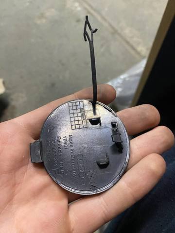 4G0807241 Заглушка буксировочного крюка купить Чернигов