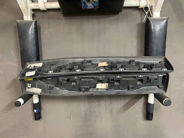51138499212 BMW Молдинг двери задней правой нижний купить в Ужгород