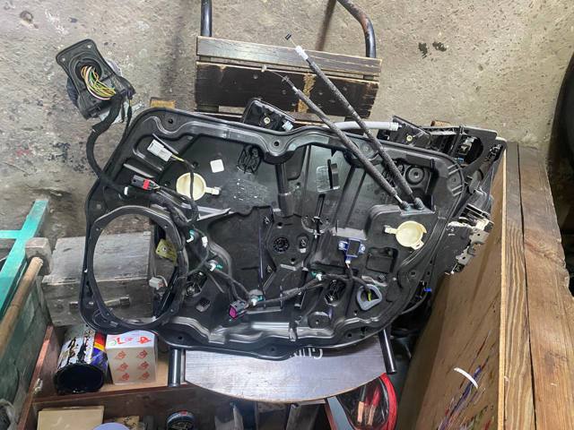 CHRYSLER 68242310AD в наличии Полтава