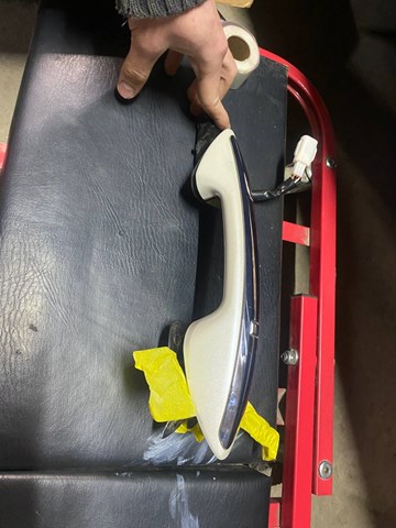 826405NA0A NISSAN Ручка двери задней наружная правая купить в Ужгород