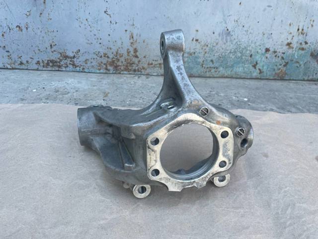 400155NA0A NISSAN Цапфа передняя левая купить в Харьков