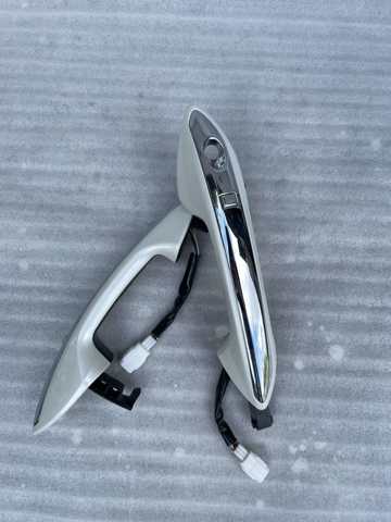 Ручка передней двери наружная, левая 806415NA0A NISSAN