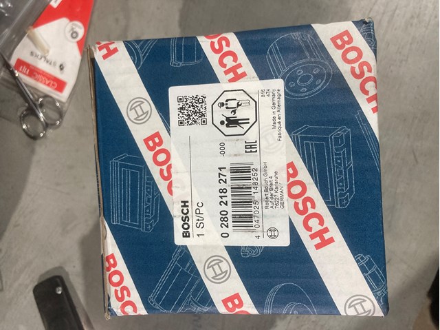 0280218271 BOSCH Датчик потока (расхода) воздуха, расходомер M.A.F. - (Mass Airflow) купить в Сумы