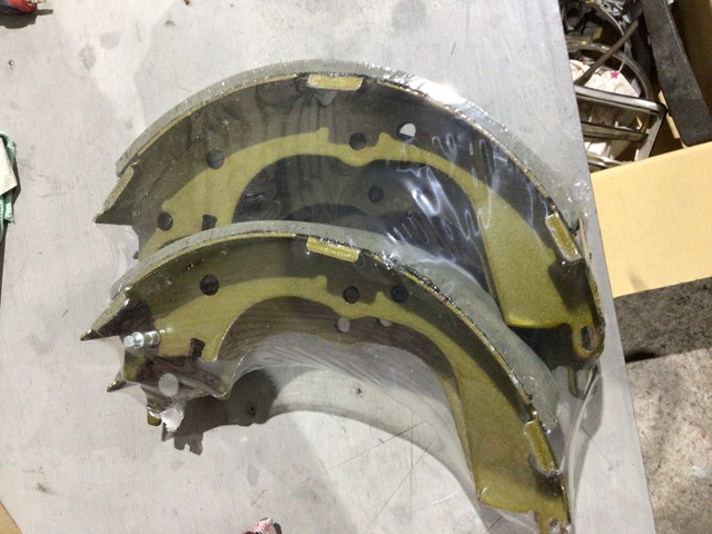 TOYOTA 0449526230 Задние барабанные колодки в наличии Полтава