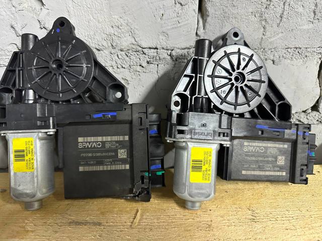 31674755 VOLVO Кнопка включения мотора стеклоподъемника передняя левая купить в Полтава