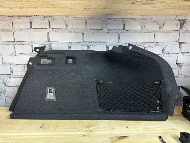 Облицовка багажного отсека, правая 32344768 VOLVO