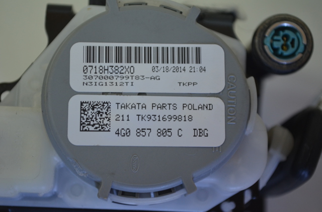 VAG 4G0857805C Ремень безопасности задний в наличии Черновцы