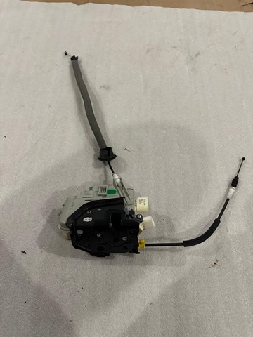 Замок двери водителя 4G1837015A VAG